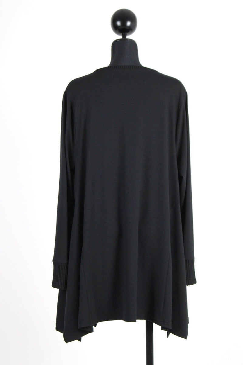 TUNIC-1566610