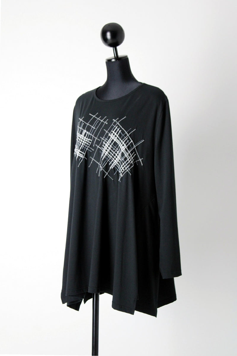 TUNIC-1516160