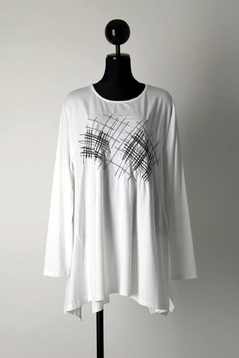 TUNIC-1516160