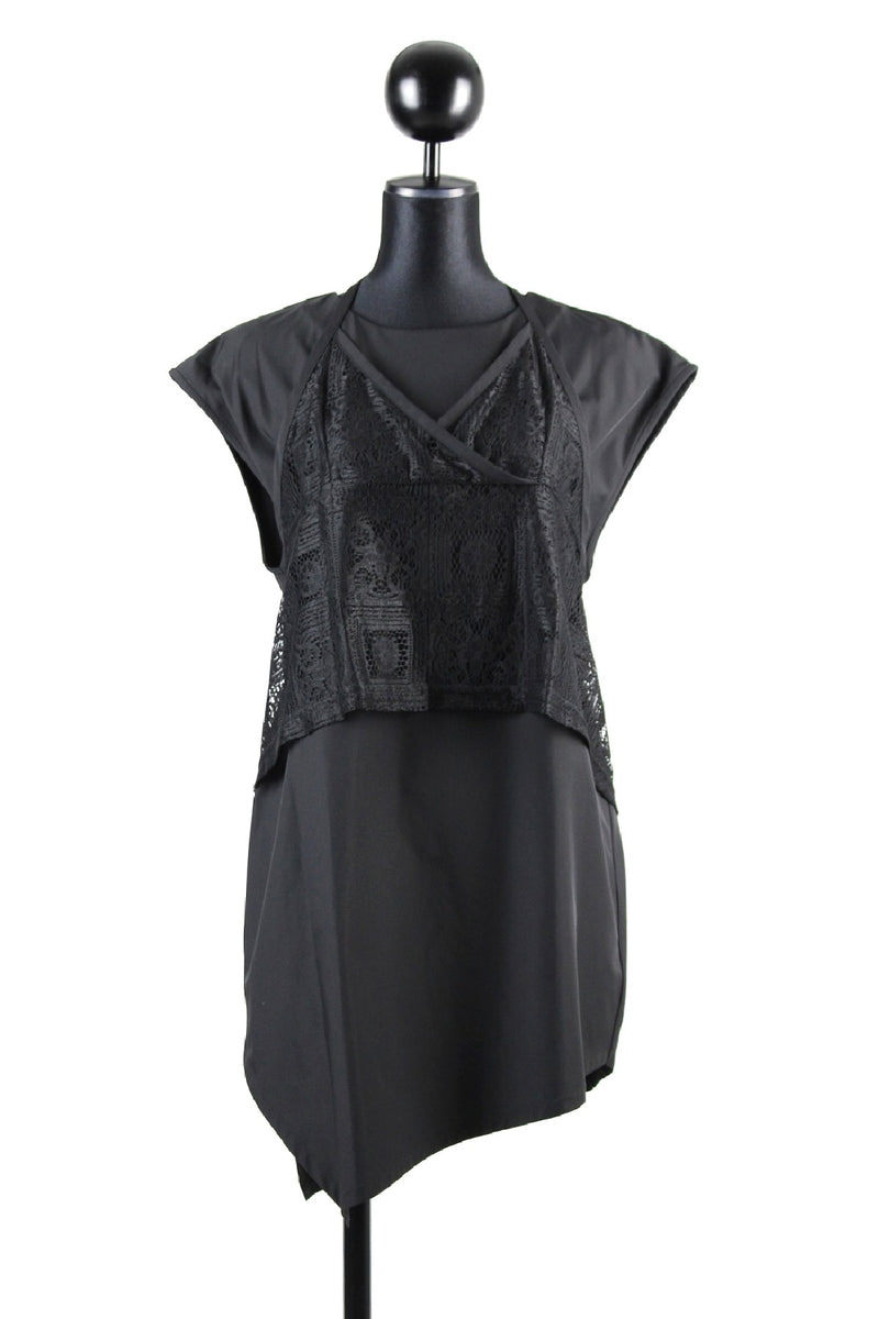 TUNIC-9526611