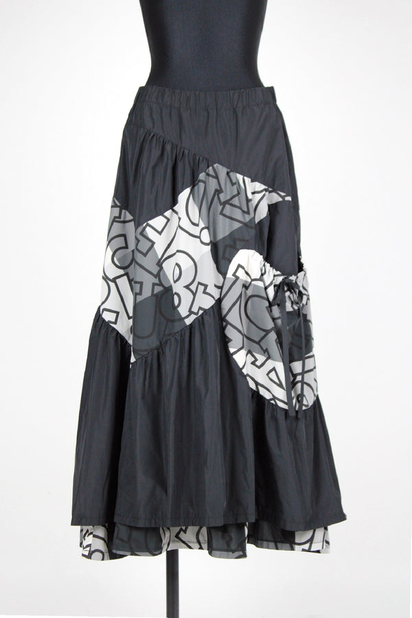 SKIRT-1557134